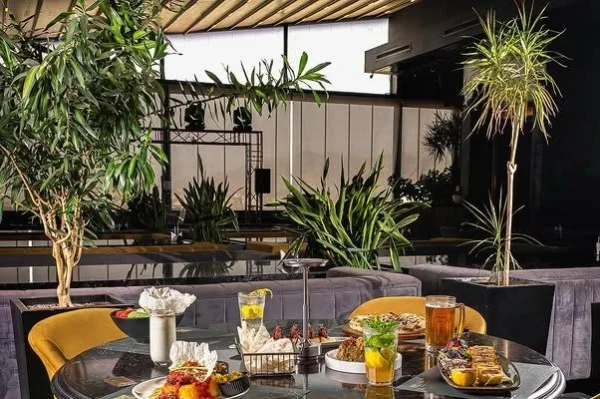 ۱۰تا از برترین کافه‌ رستوران‌های تهرانپارس | تجربه خاص شرق تهران