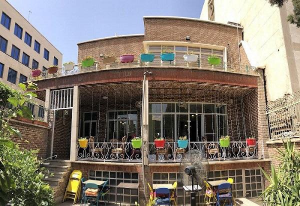 کافه اتفاق - یلدا در کافه رستوران‌های تهران